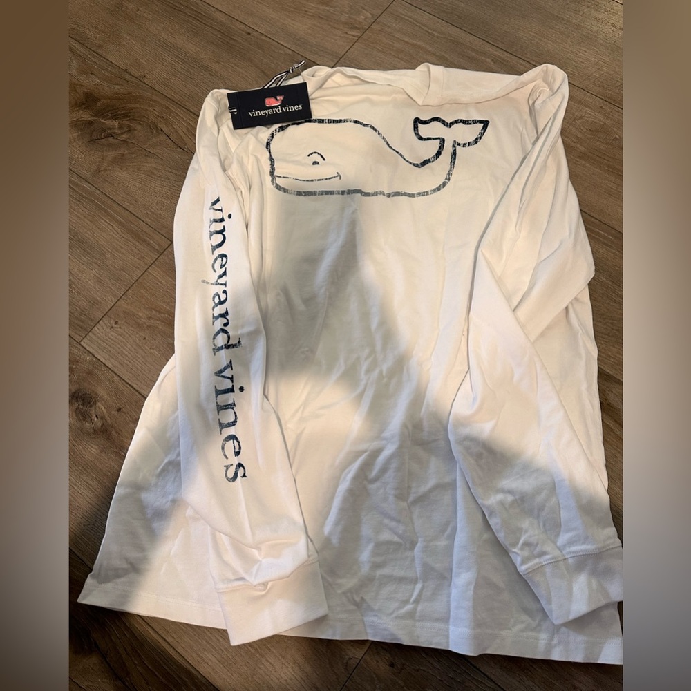 NWT Vineyard Vines TOP